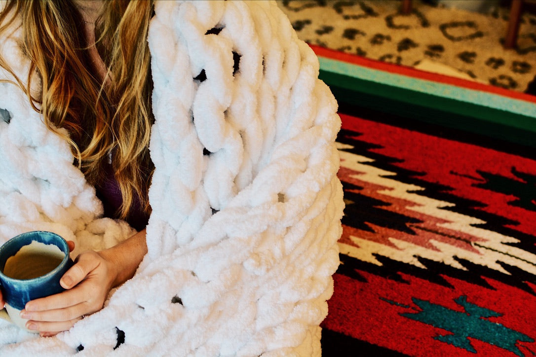 White Chunky Knit Blanket – Handmade Weighted Throw