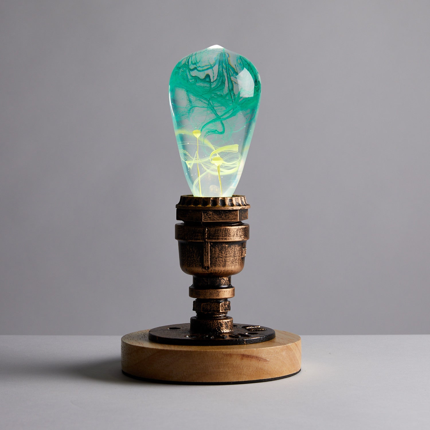 Vintage Retro LED Light with Wooden Base In Green