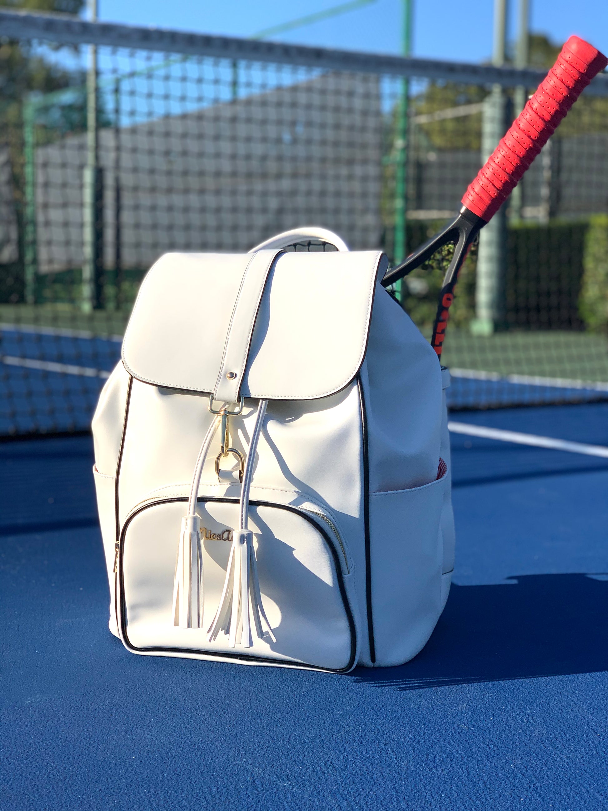 White Tennis and Pickleball Backpack - ShopPurpleUmbrella