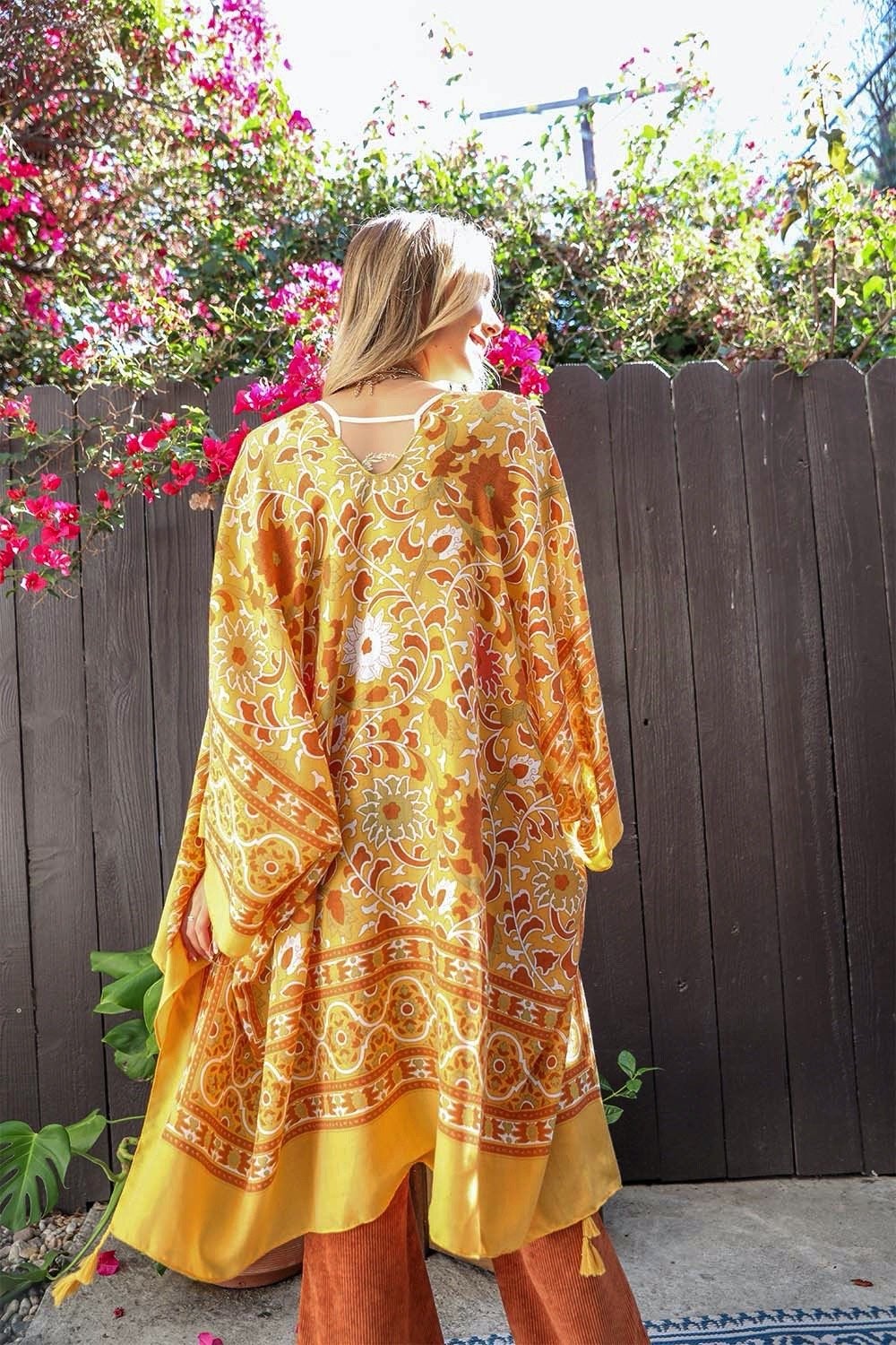 Moroccan Touch Tapestry Kimono - ShopPurpleUmbrella
